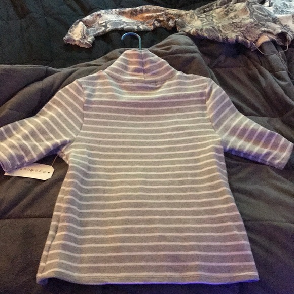 Shirt - Picture 2 of 2